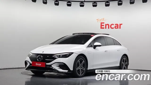 Mercedes-Benz EQE 2024