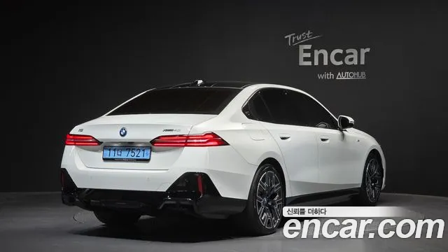 BMW i5 2025