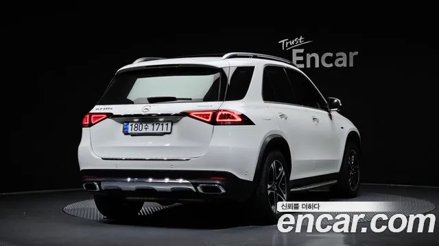 Mercedes-Benz GLE 2021