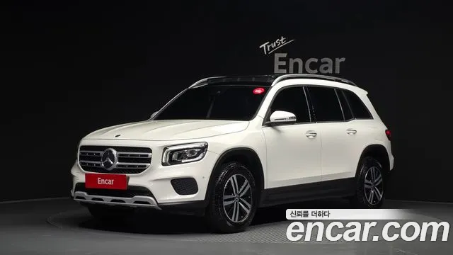 Mercedes-Benz GLB 2021