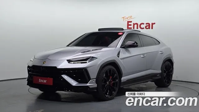 Lamborghini Urus 2024