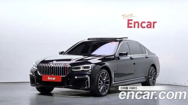 BMW 7 серии 2020