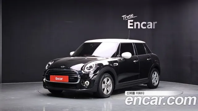Mini Hatch 2020