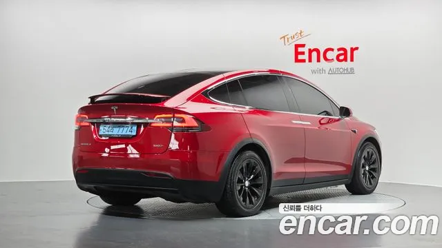 Tesla Model X 2019