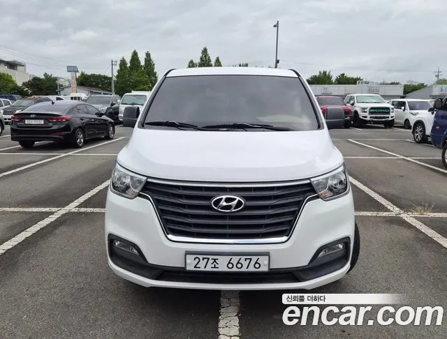 Hyundai Starex 2019