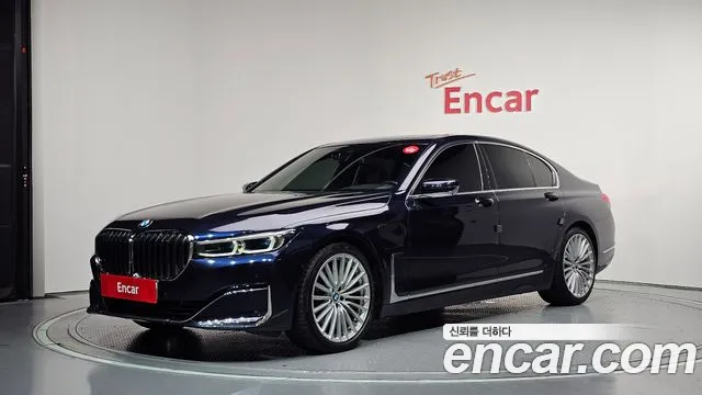 BMW 7 серии 2019