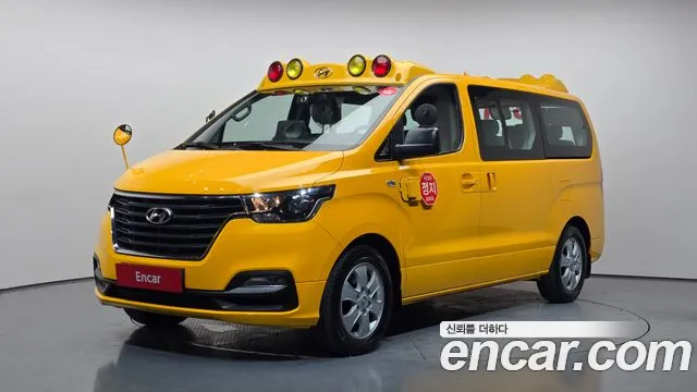Hyundai Starex 2019