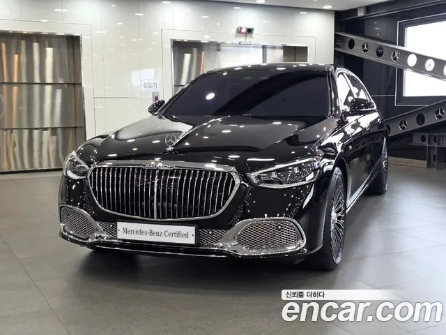 Mercedes-Benz S-Класс 2025