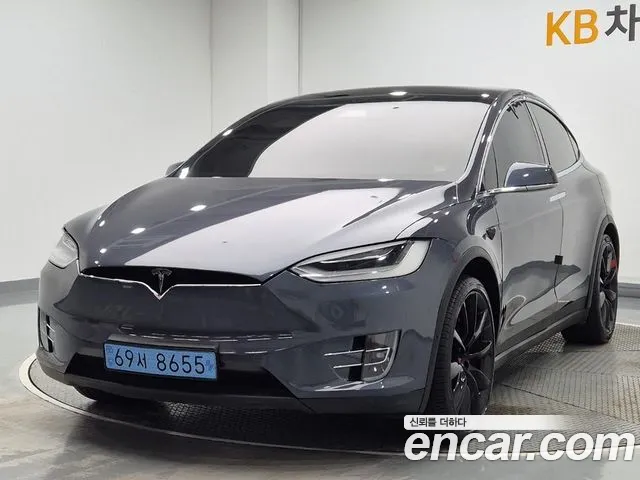 Tesla Model X 2020