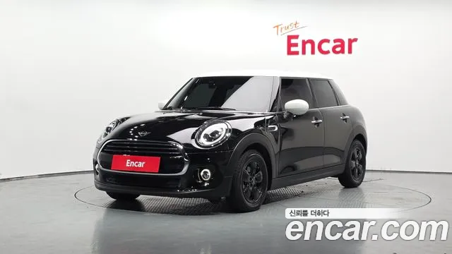 Mini Hatch 2020
