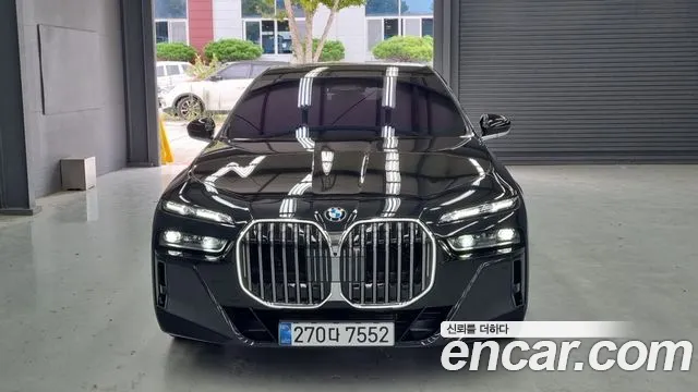 BMW 7 серии 2025