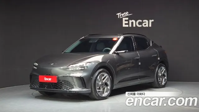 Genesis GV60 2025