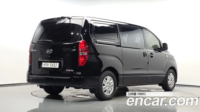 Hyundai Starex 2019