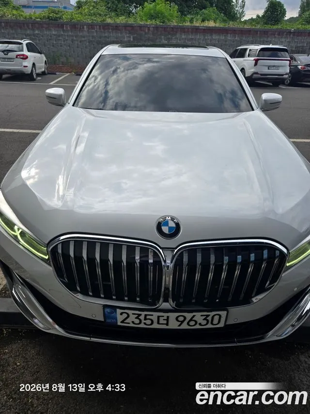 BMW 7 серии 2022