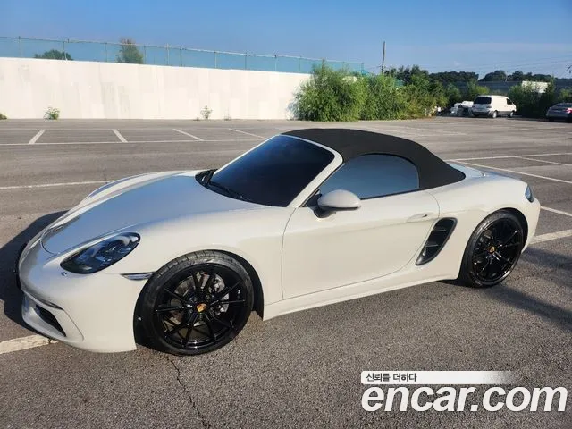 Porsche Cayman 2020