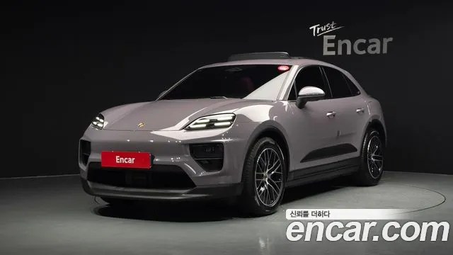 Porsche Macan EV 2025