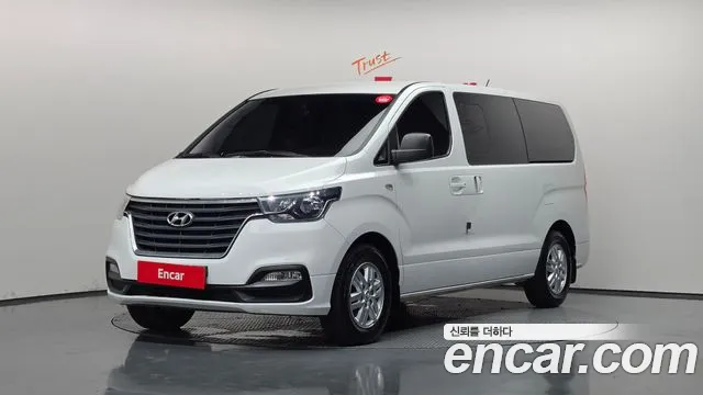 Hyundai Starex 2019