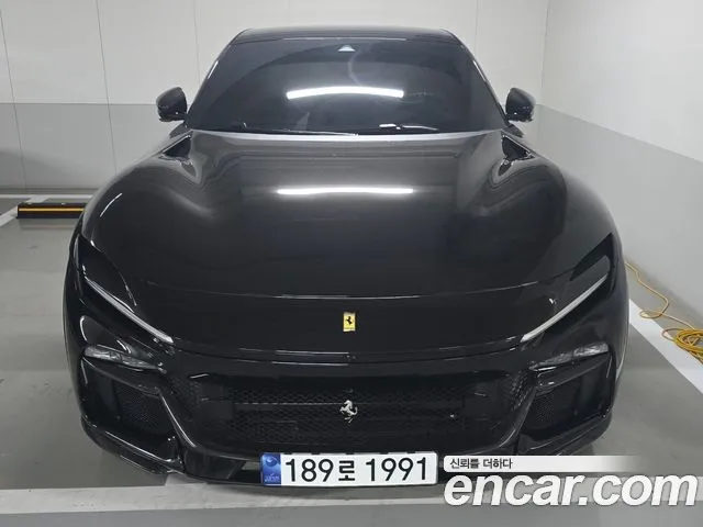 Ferrari Purosangue 2024