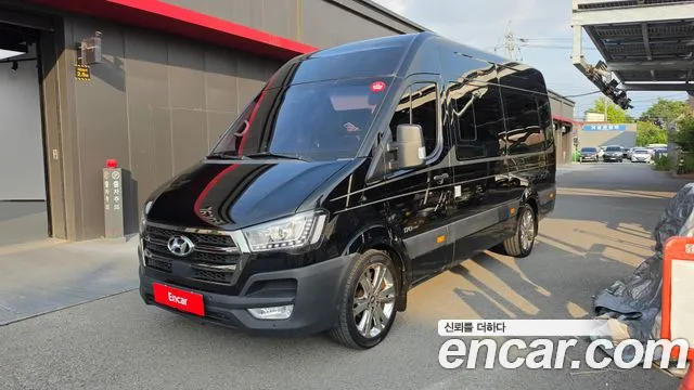 Hyundai Staria 2023