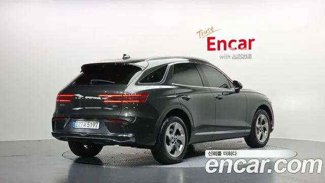 Genesis GV70 2025