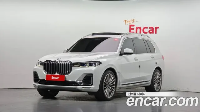 BMW X7 2021