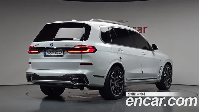BMW X7 2024