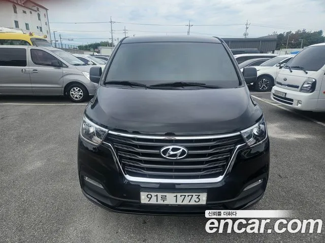 Hyundai Starex 2019