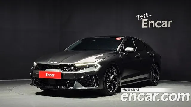 Kia K5 2025