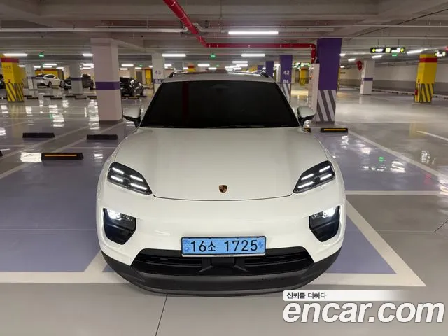 Porsche Macan 2025