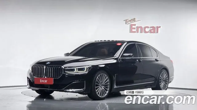 BMW 7 серии 2022