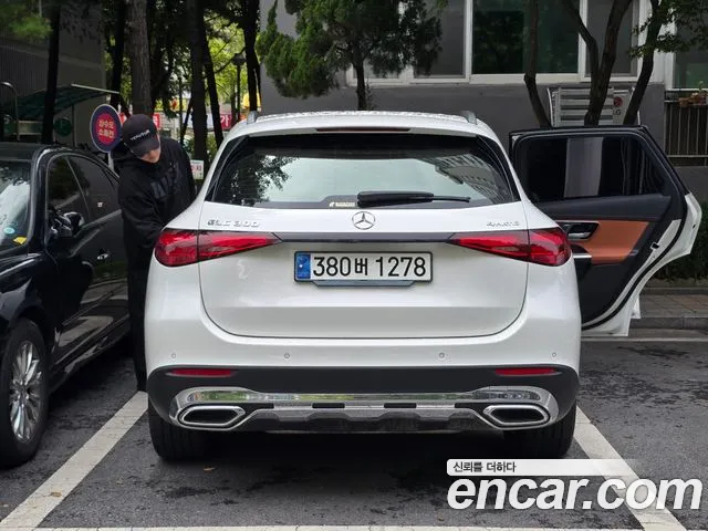 Mercedes-Benz GLC 2024