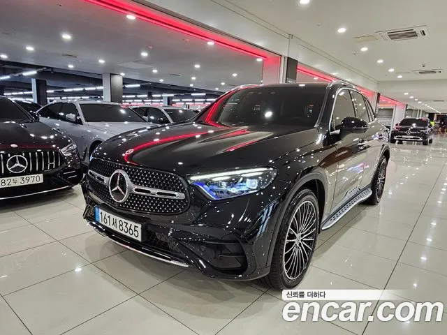 Mercedes-Benz GLC 2023