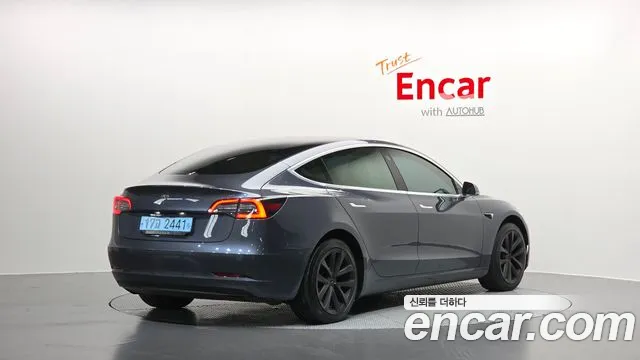 Tesla Model 3 2020