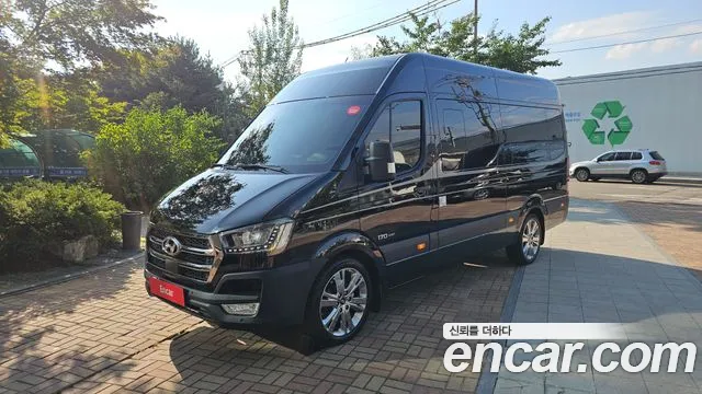 Hyundai Staria 2024