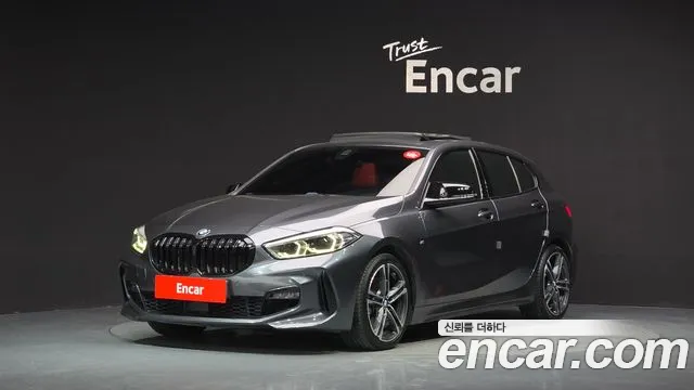 BMW 1 серии 2021