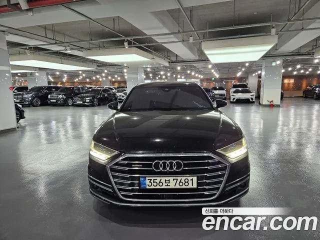 Audi A8 2021