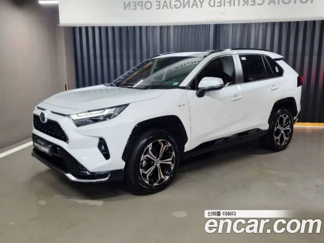 Toyota RAV4 2025