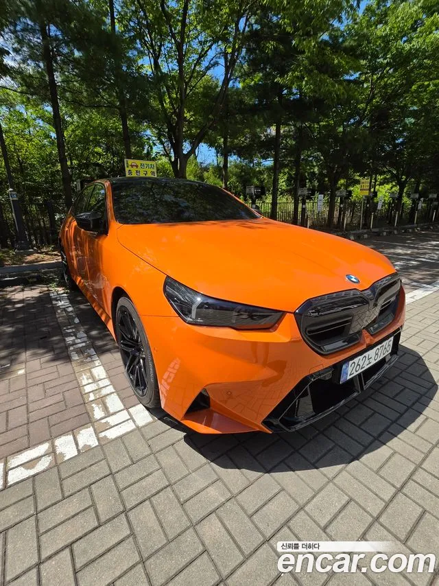 BMW M5 2025