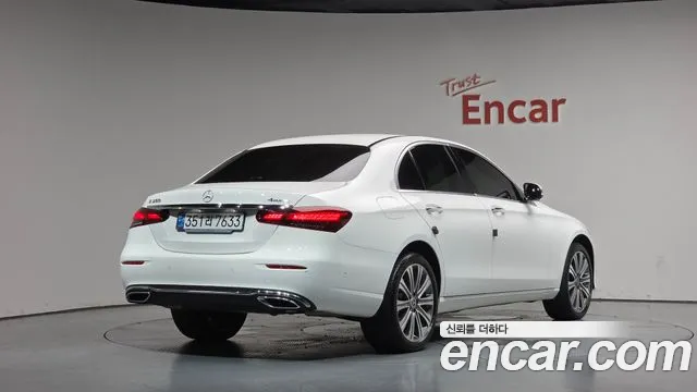 Mercedes-Benz E-Класс 2023