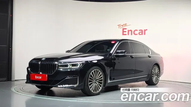 BMW 7 серии 2019