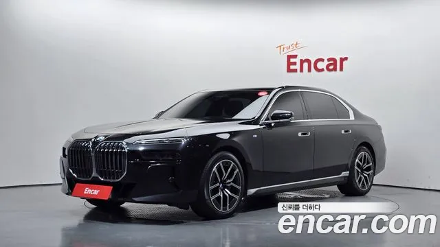 BMW 7 серии 2022