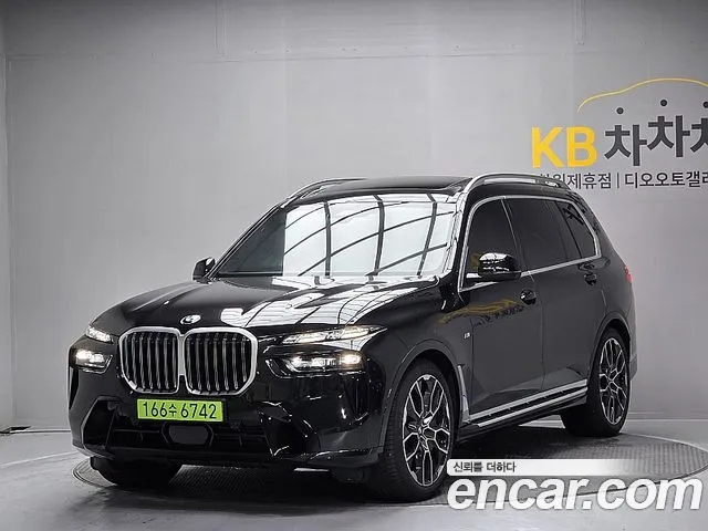 BMW X7 2025