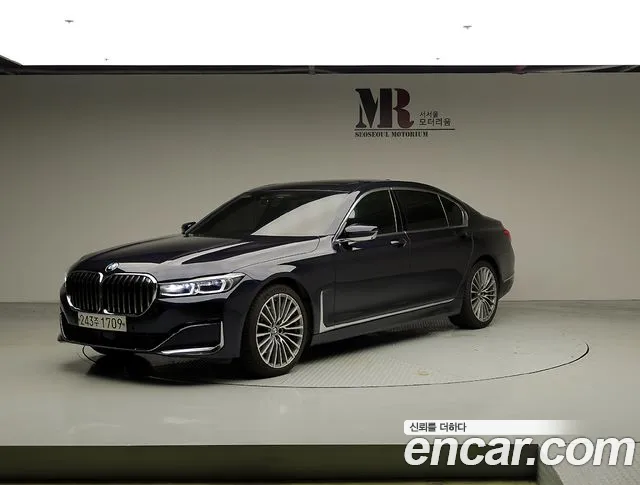 BMW 7 серии 2019