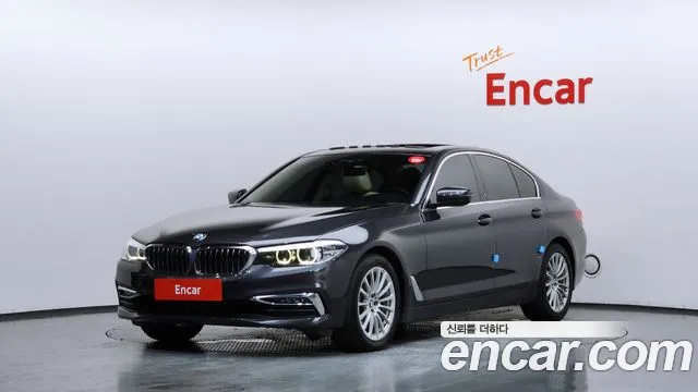 BMW 5 серии 2019