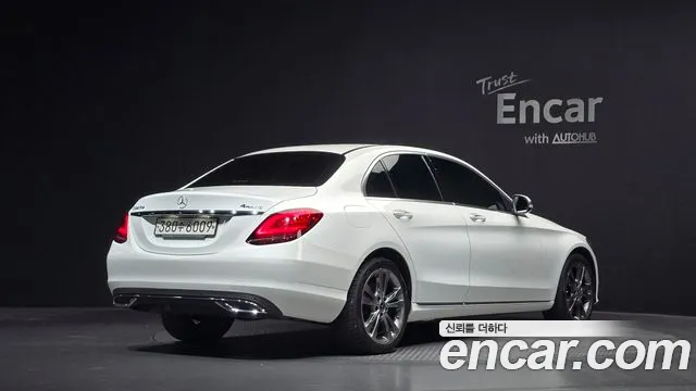 Mercedes-Benz C-Класс 2020
