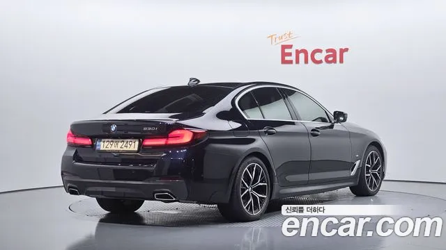 BMW 5 серии 2022