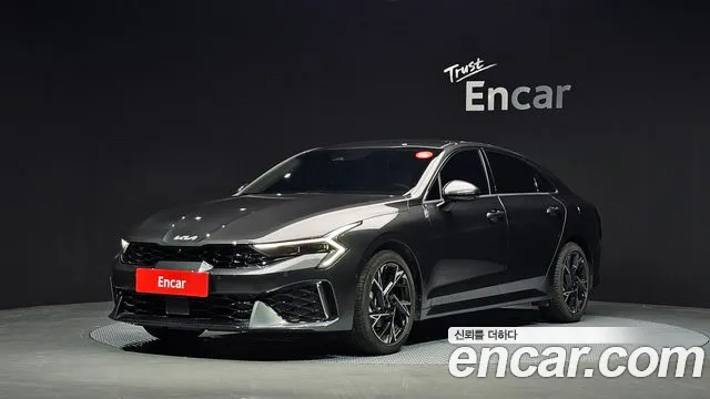 Kia K5 2025