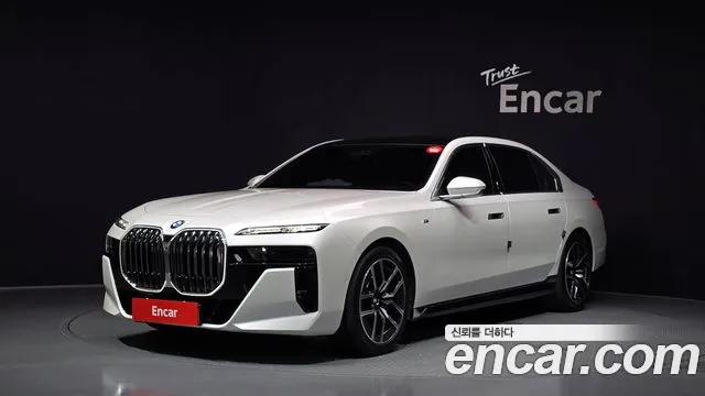 BMW 7 серии 2025