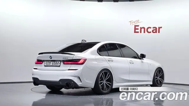 BMW 3 серии 2019