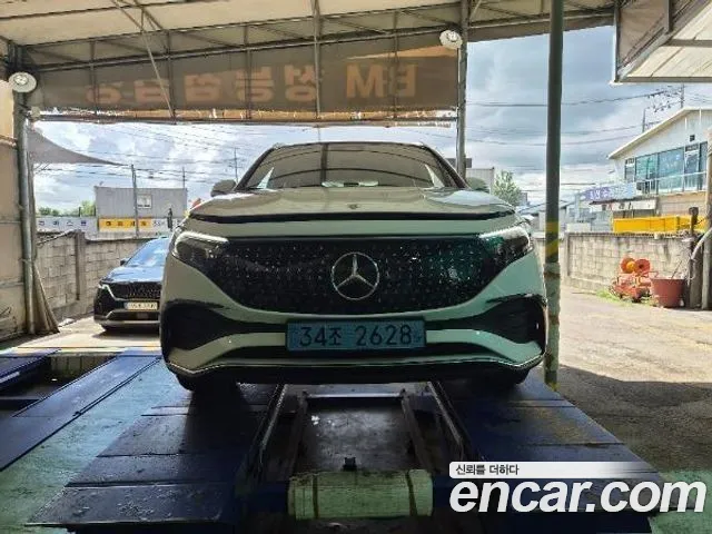 Mercedes-Benz EQA 2025